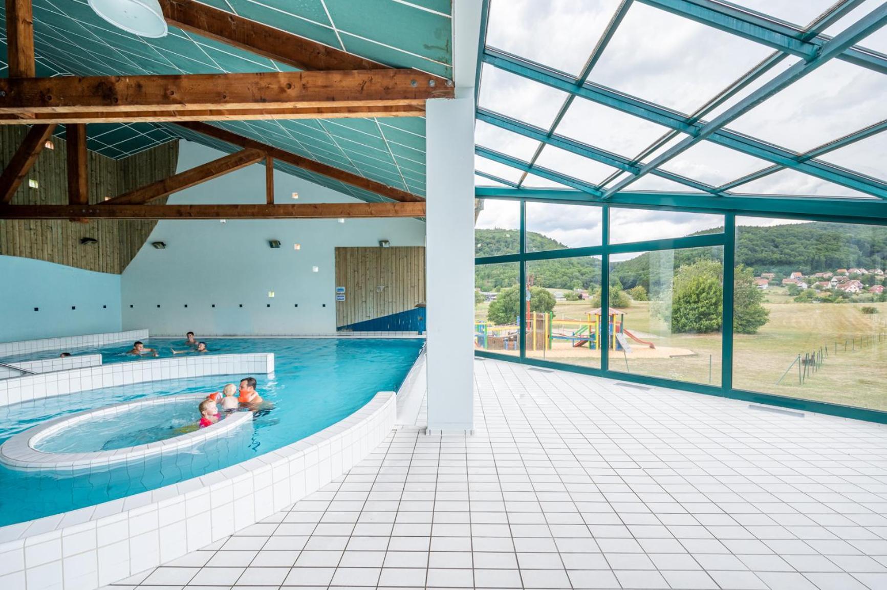 Camping Les Vosges Du Nord Oberbronn Exterior foto