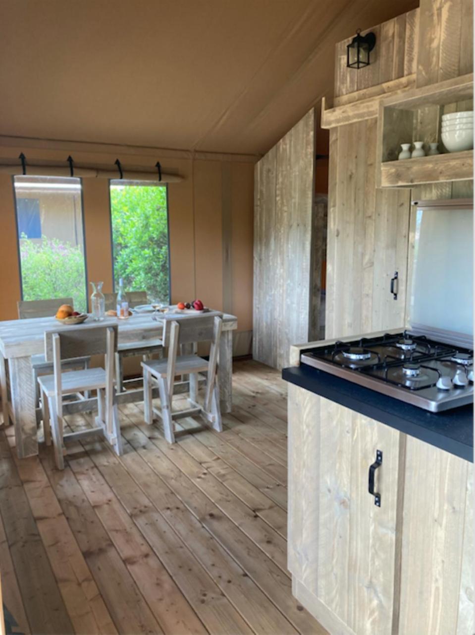 Camping Les Vosges Du Nord Oberbronn Quarto foto